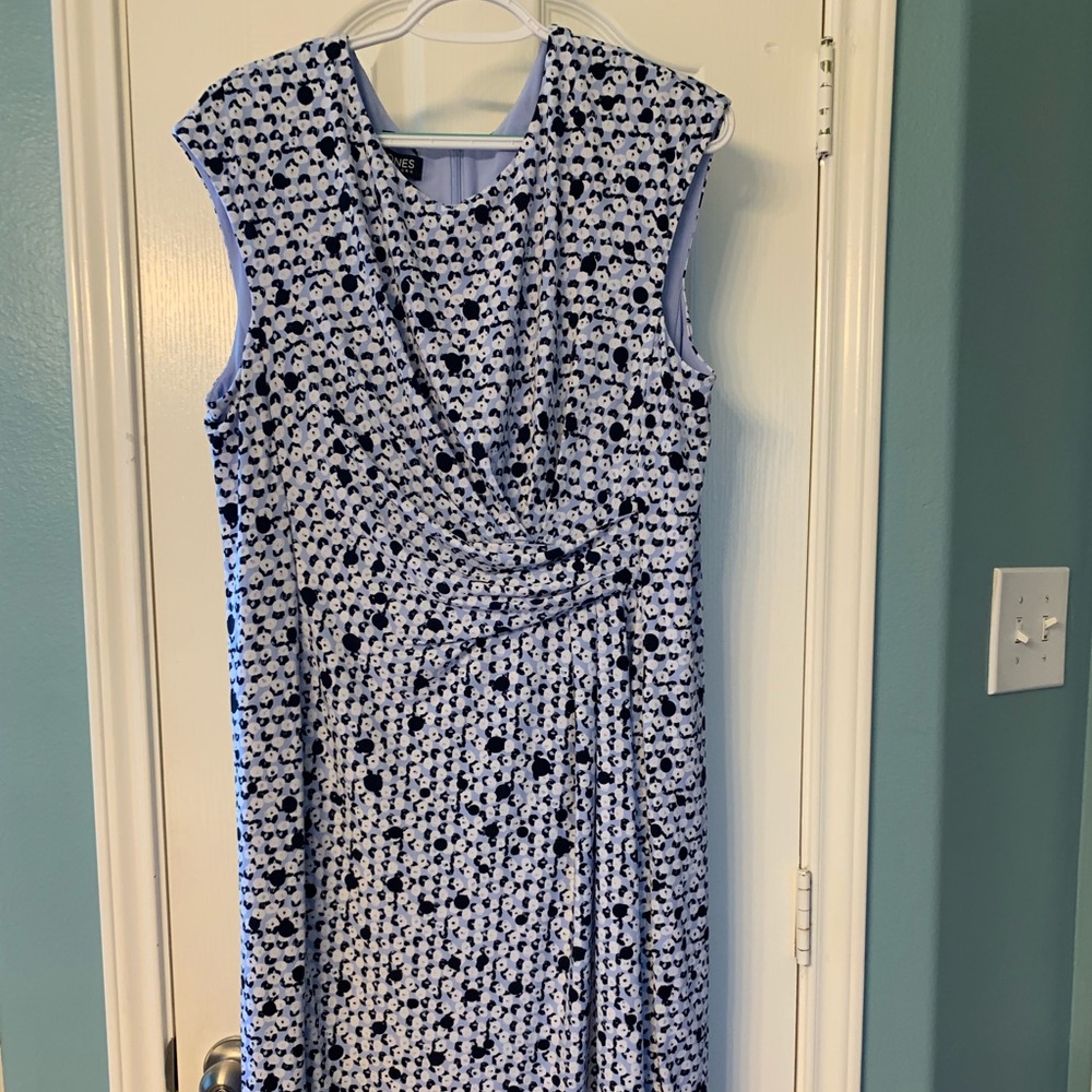 NEW Jones NY Women’s size 14 Dress blue/white